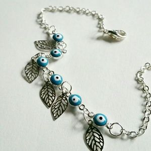 2/$22☆Evil eye leaf bracelet